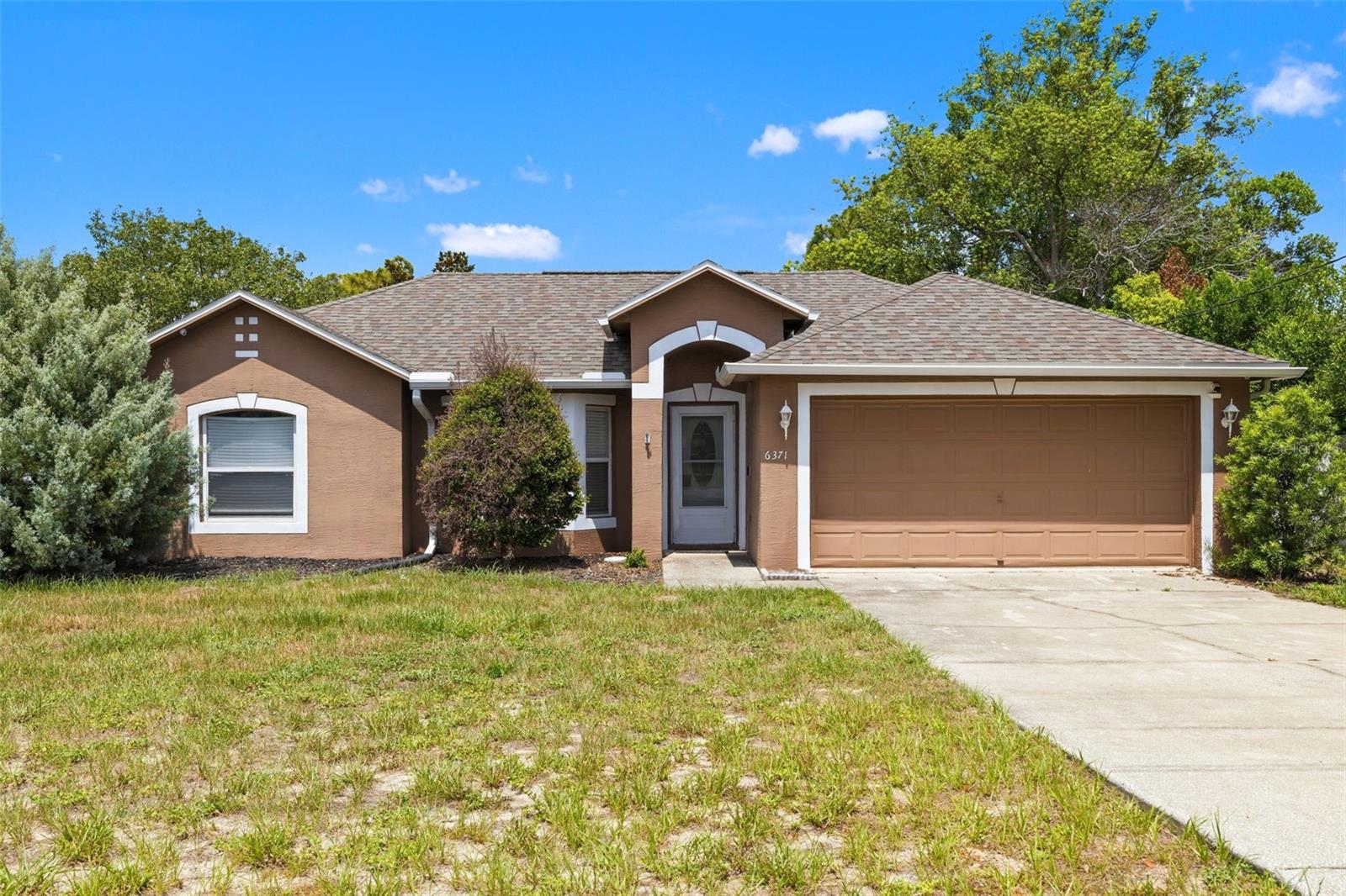 6371 Shadydale Ave — photo