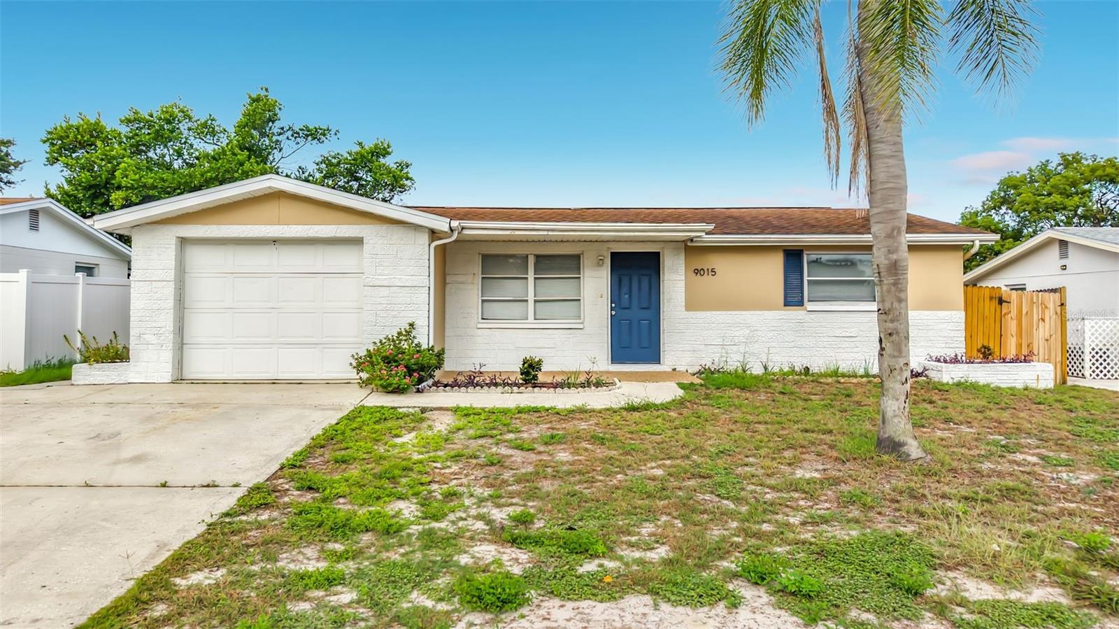 9015 Collage Ln — photo