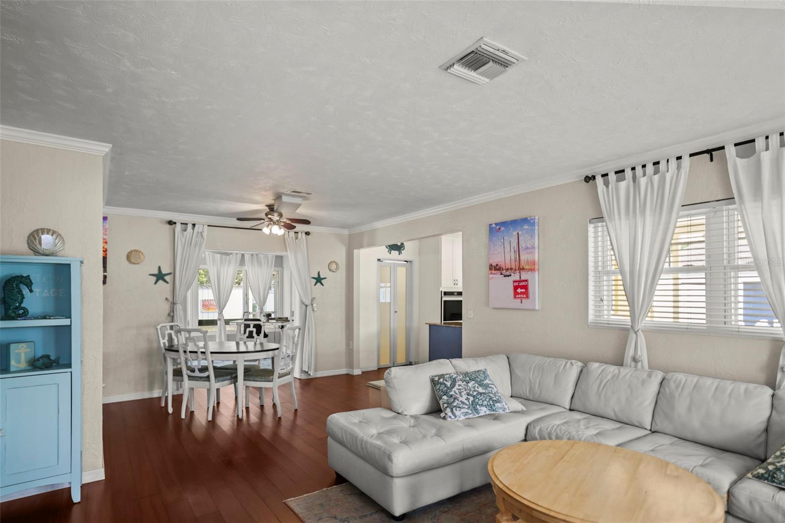 1121 SUNNYDALE DR — photo 3