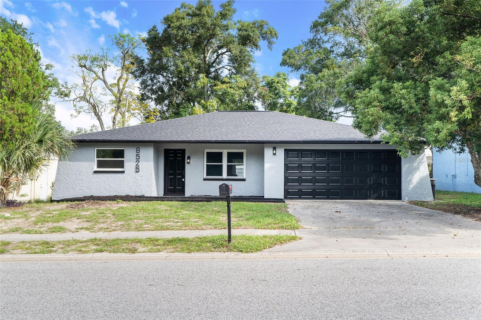 8525 Briar Patch Dr — photo