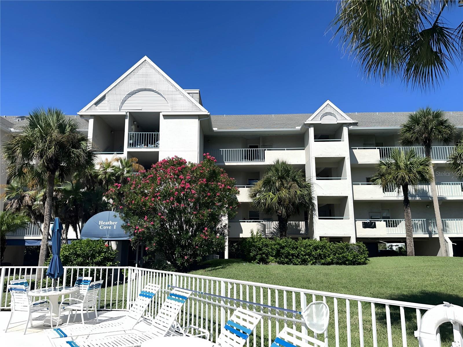 5537 Sea Forest Dr #304 — photo