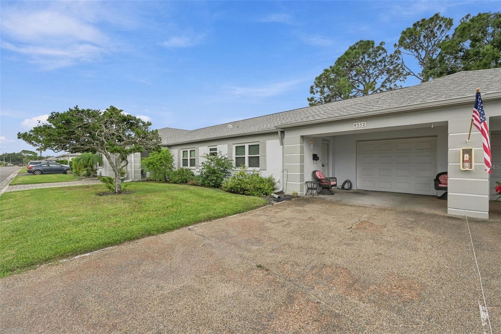 8352 Annwood Rd #8352 — photo