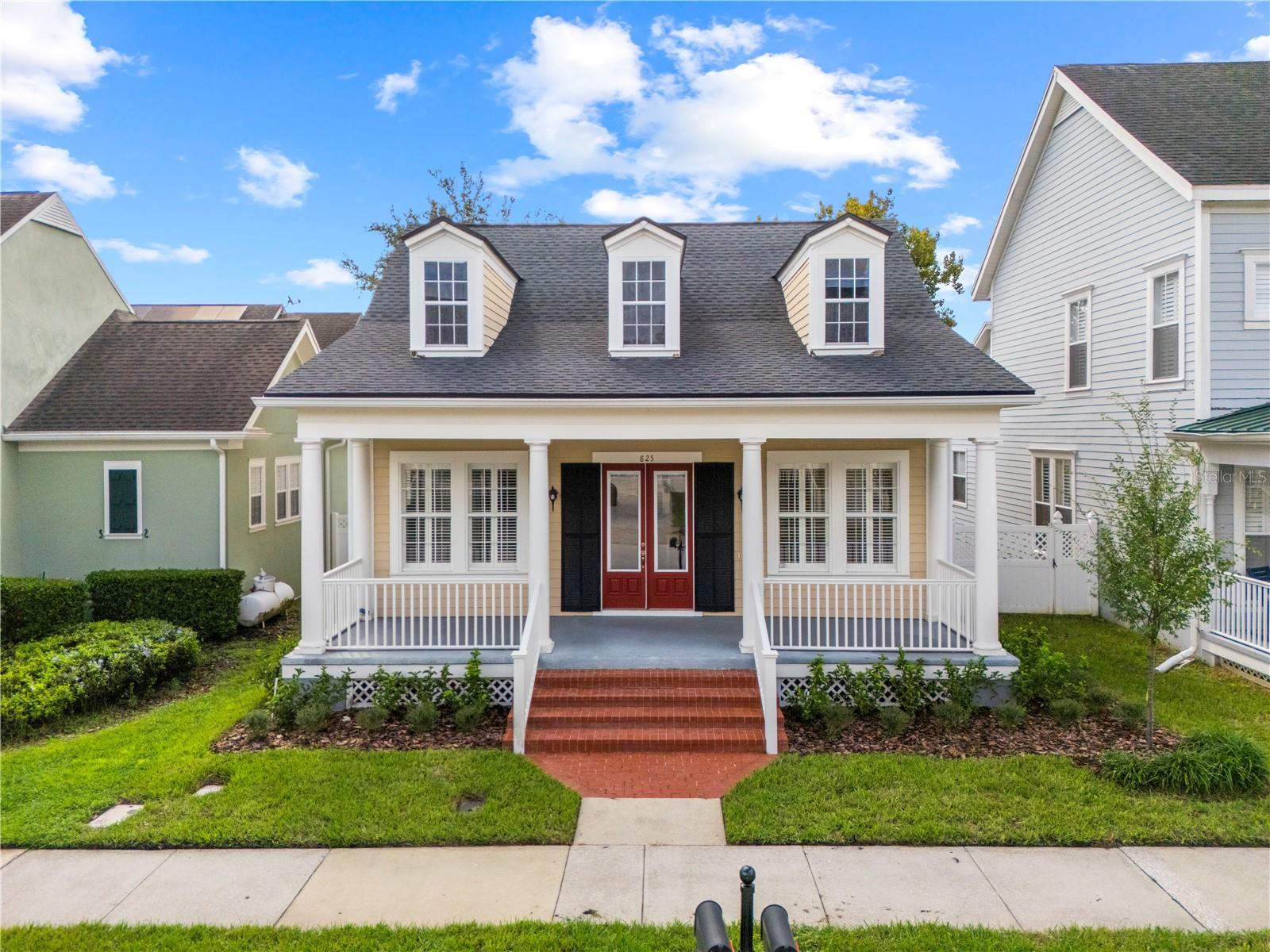825 Spring Park Loop — photo