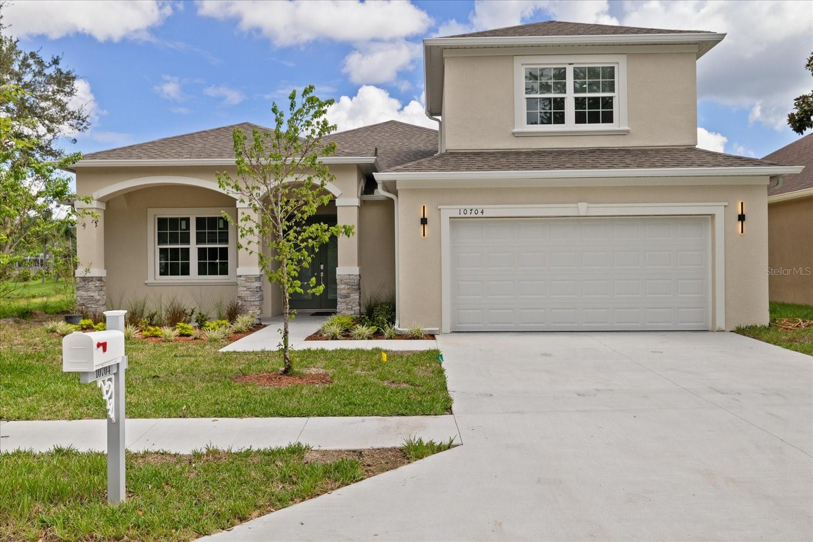 10704 Banfield Dr — photo