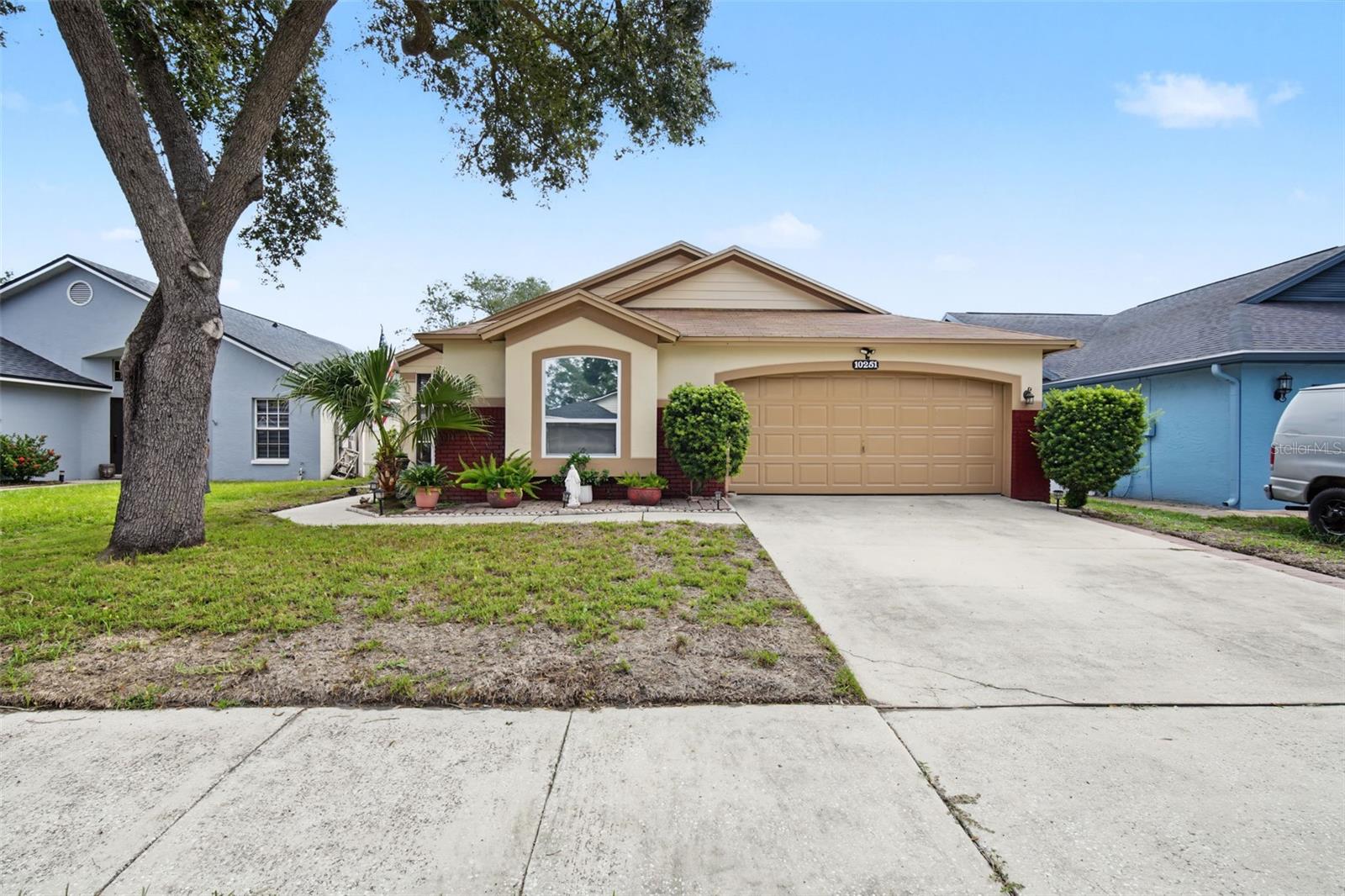 10251 Allenwood Dr — photo