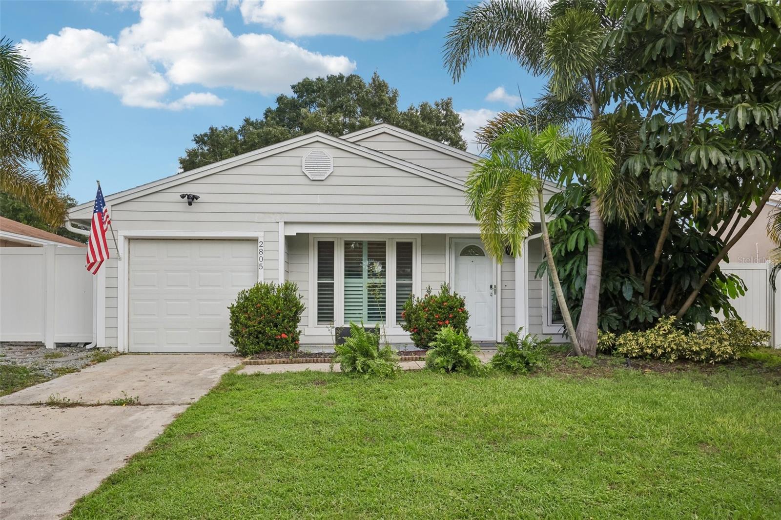 2805 Northcote Dr — photo