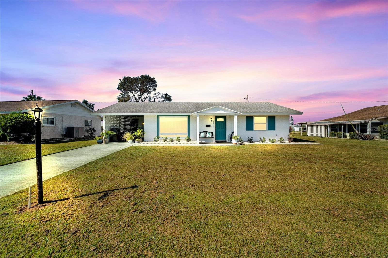 1216 Hacienda Dr — photo