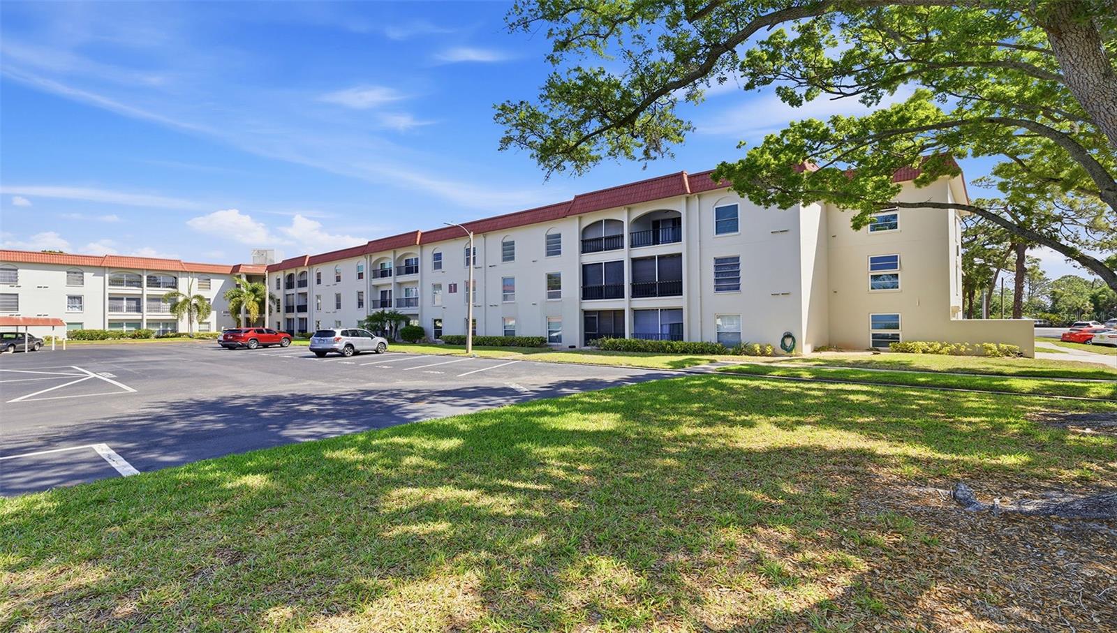 2700 Bayshore Blvd #1307 — photo