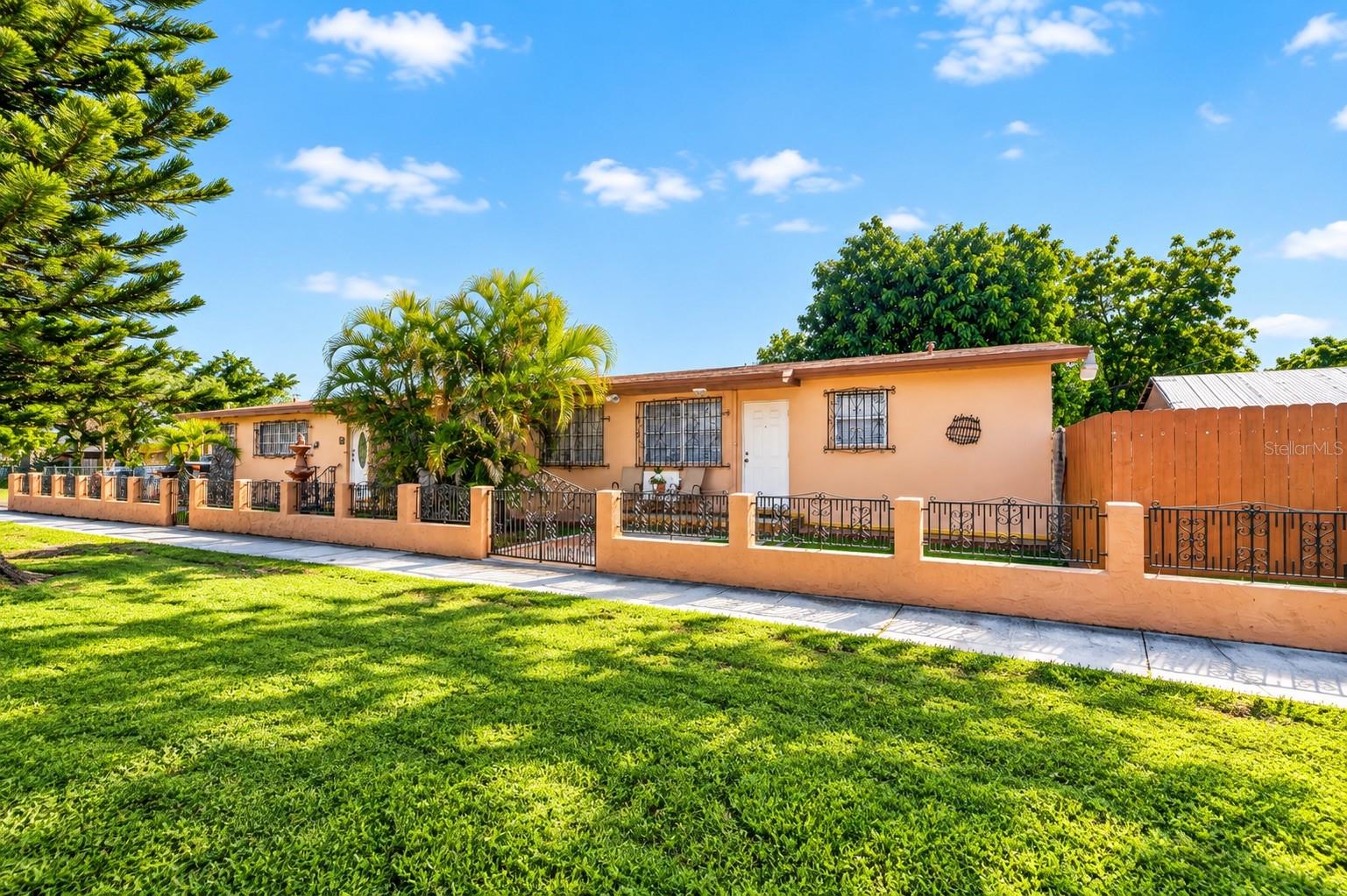 500 E 40th Street, Hialeah, FL 33013 — photo 3