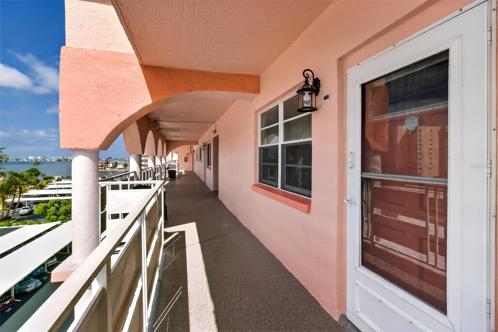 6025 Shore Blvd S #608 — photo
