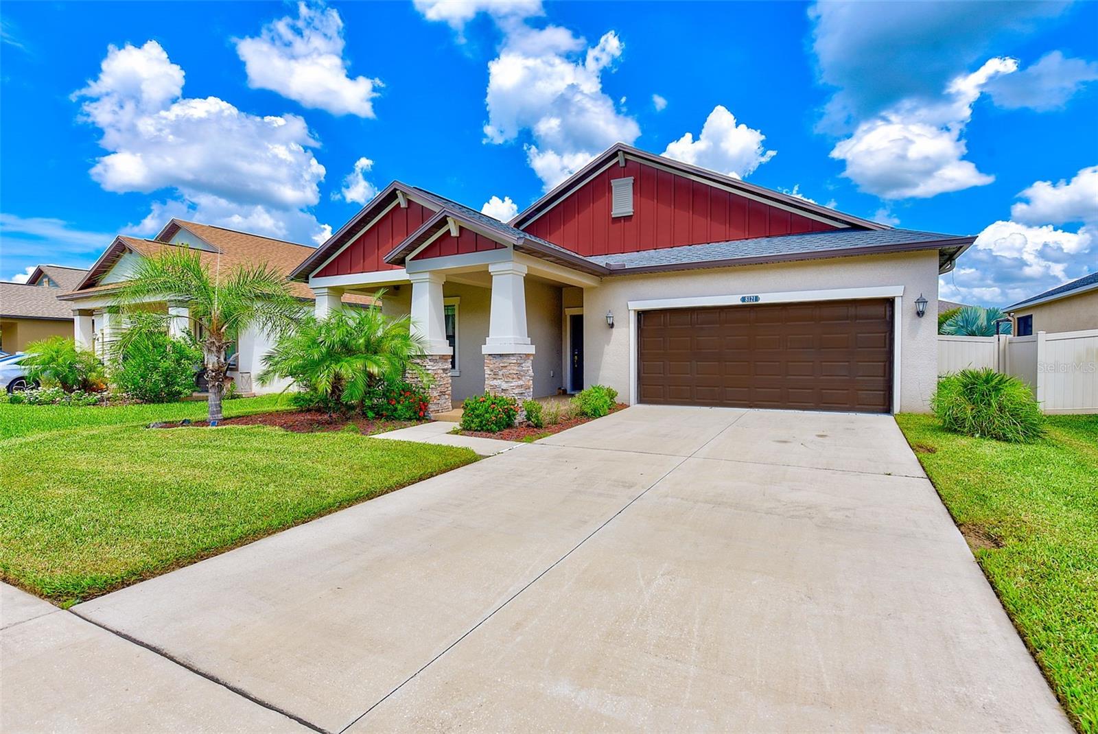 8121 Sequester Loop — photo