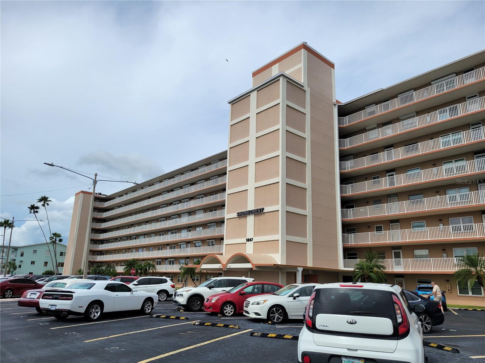 1847 Shore Dr S #204 — photo