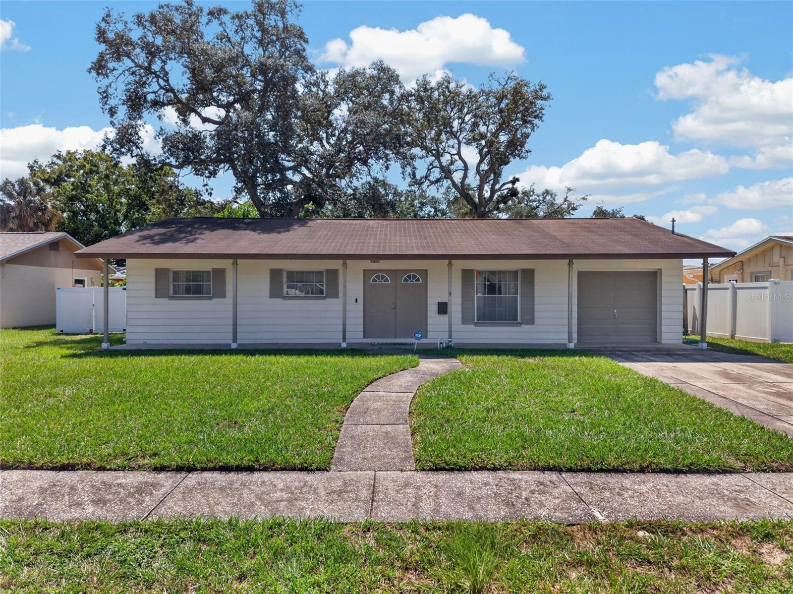 3312 W Burke St — photo