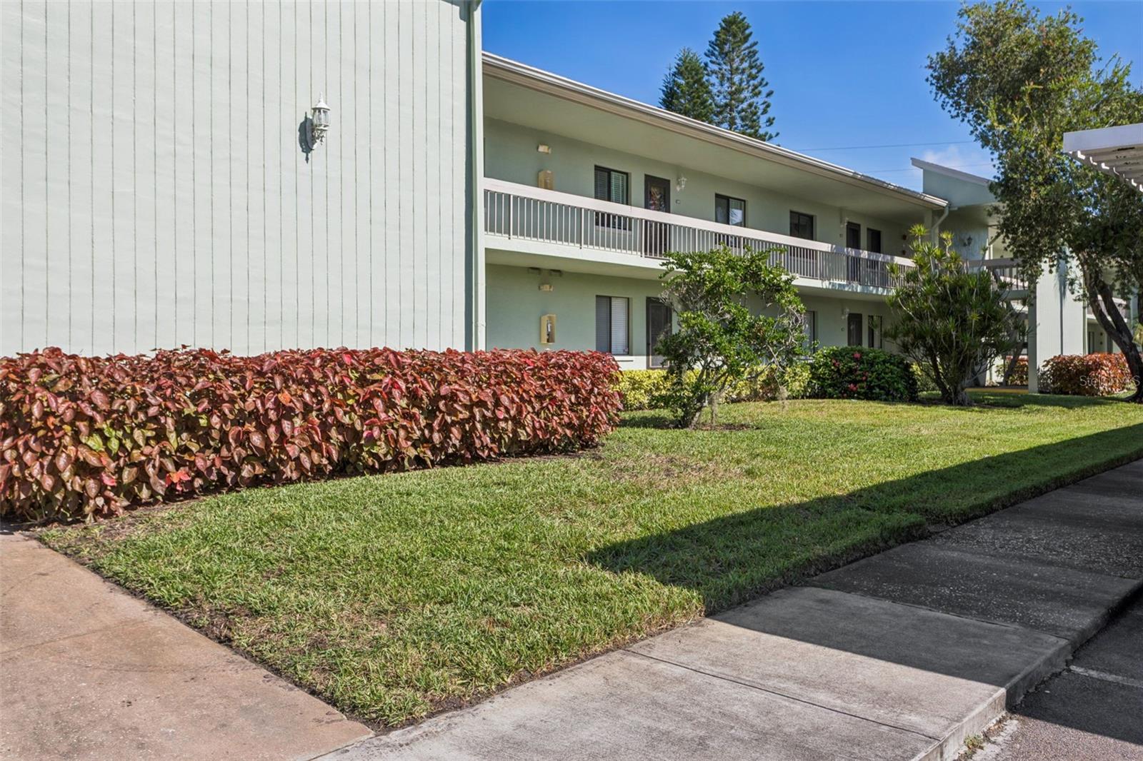 127 Nancy Dr #127 — photo