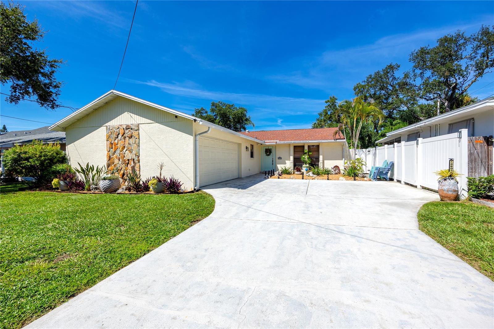 14803 Sunset Dr — photo
