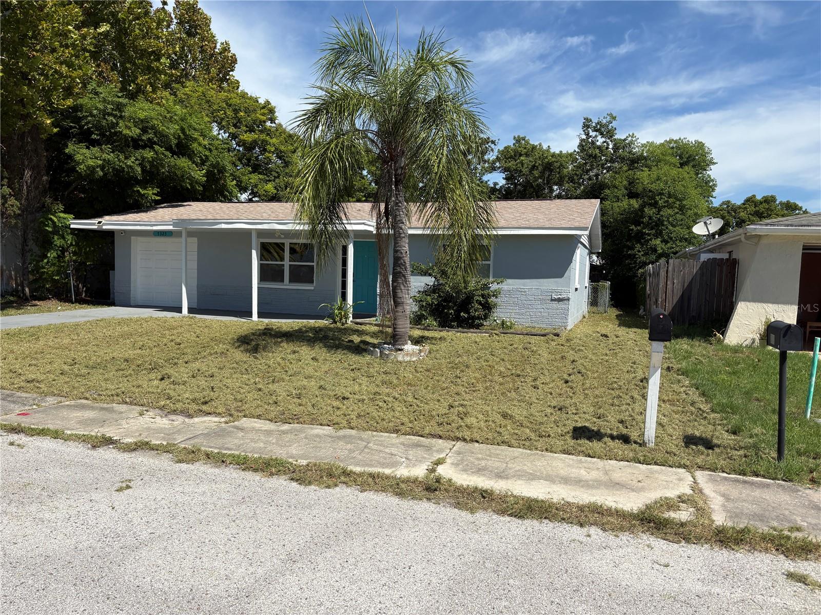7325 Ivanhoe Dr — photo