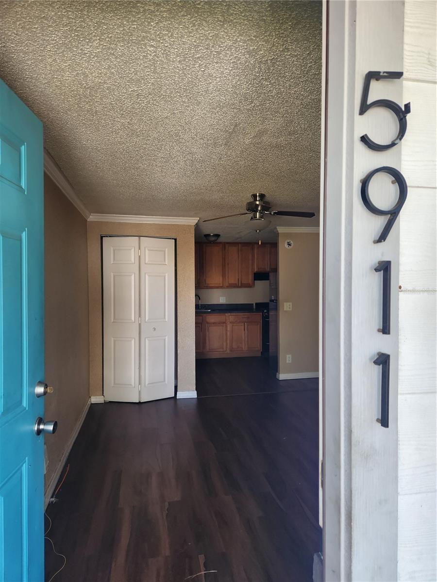 5901 Bryce Ln #5911 — photo