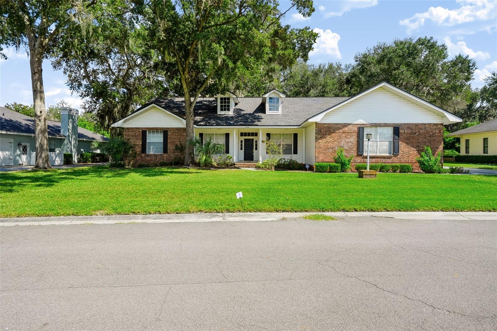 6646 Royal Forest Dr — photo