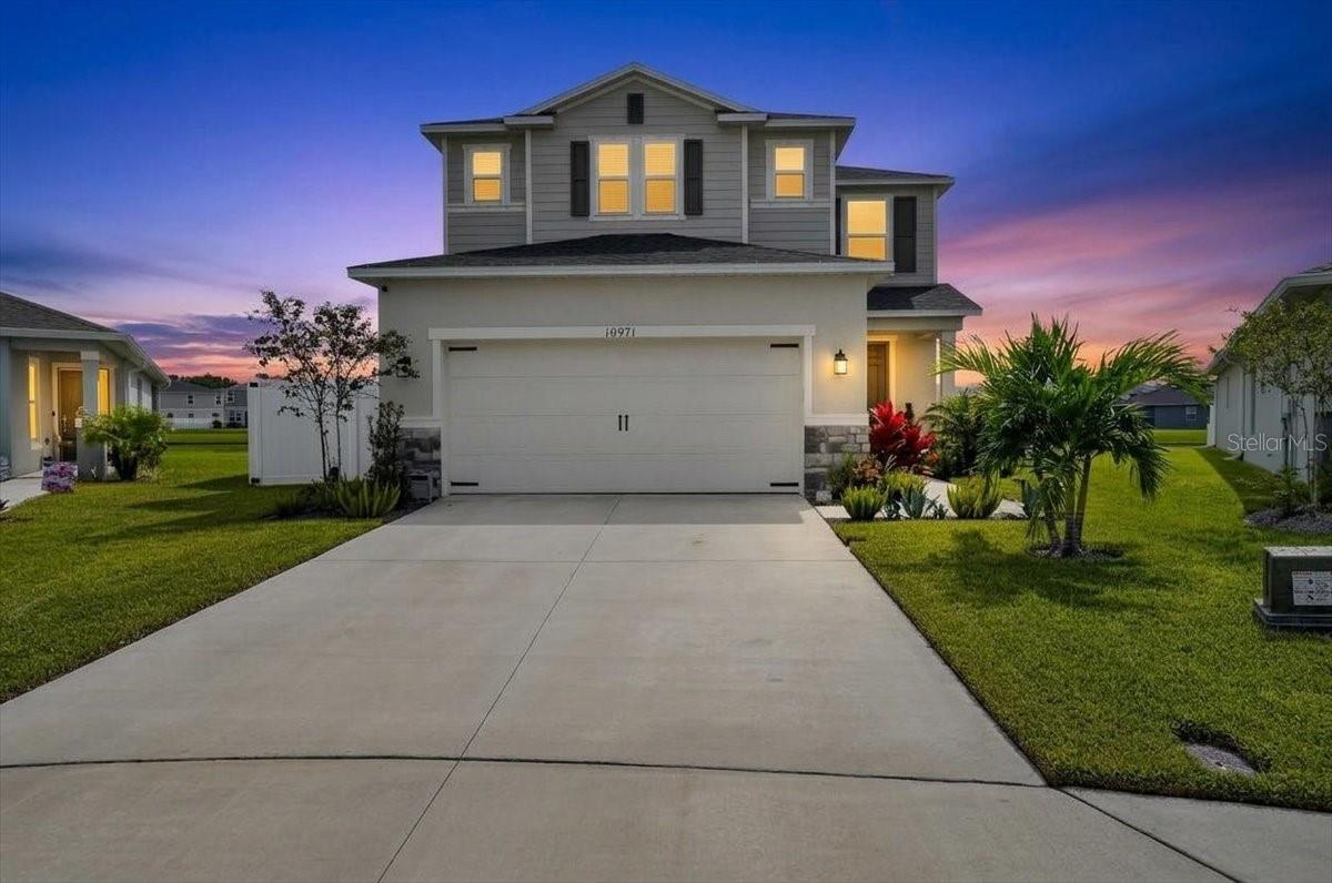 10971 Bluestem CV — photo