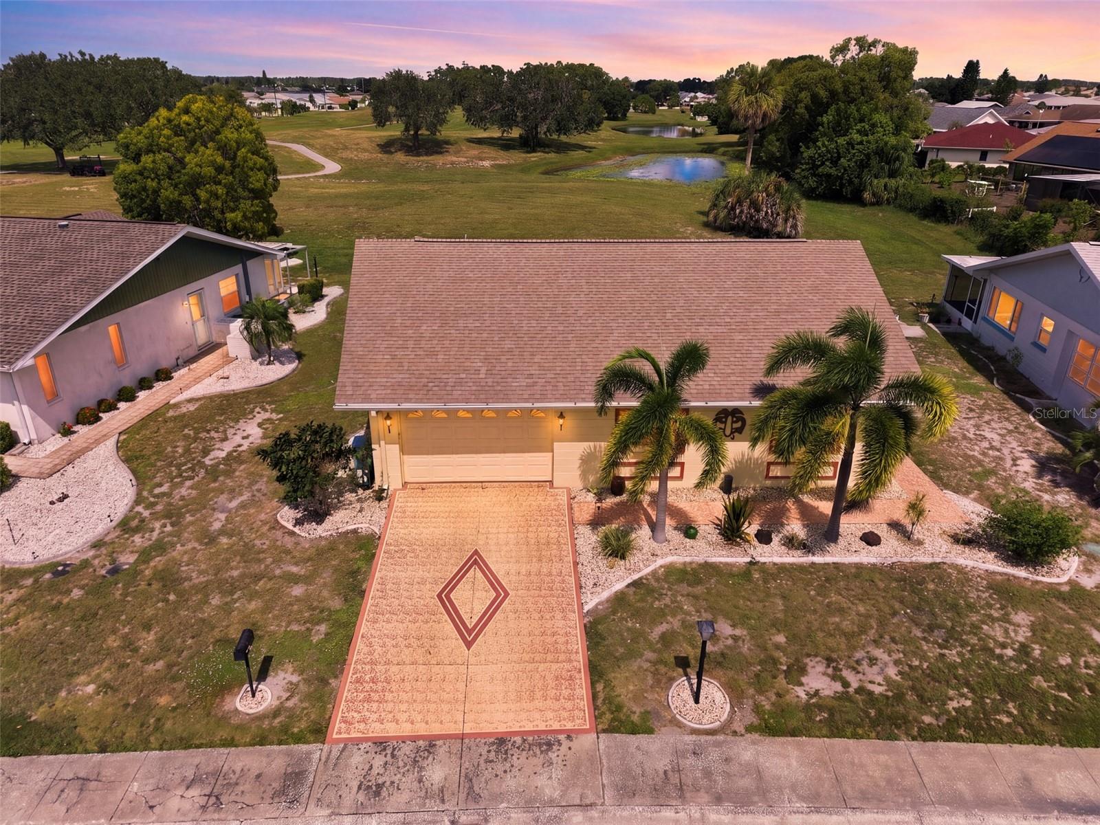 215 Genet Ct — photo
