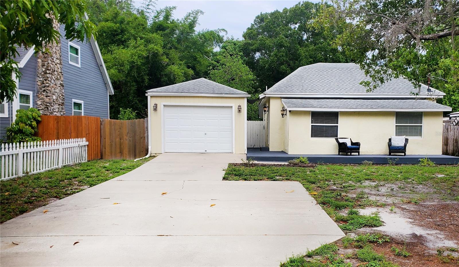 1722 Albemarle Rd — photo