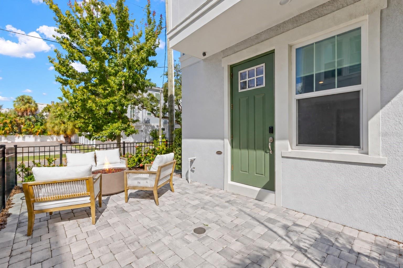 206 S Tampania Ave #6 — photo