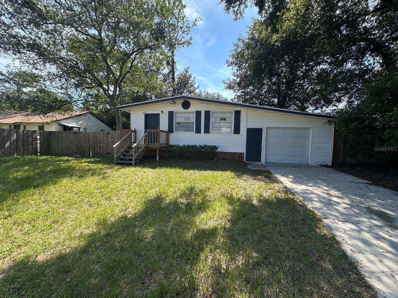 1430 Ron Rd — photo
