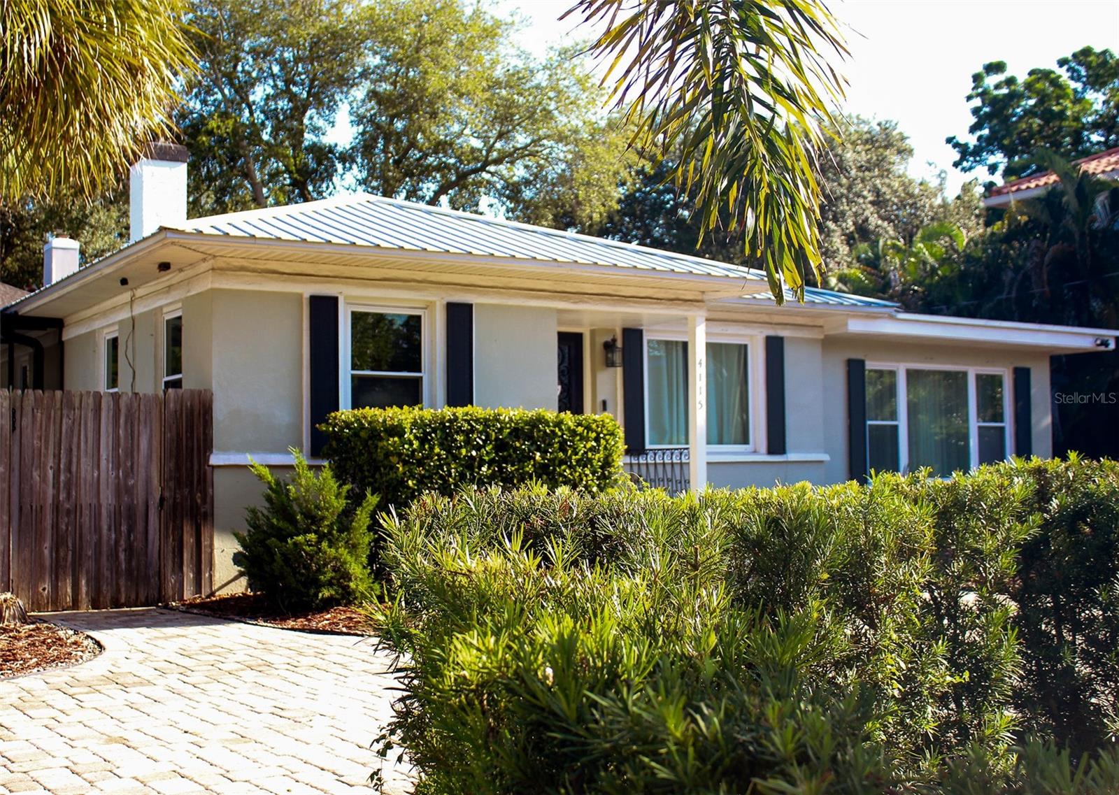 4115 W San Pedro St — photo