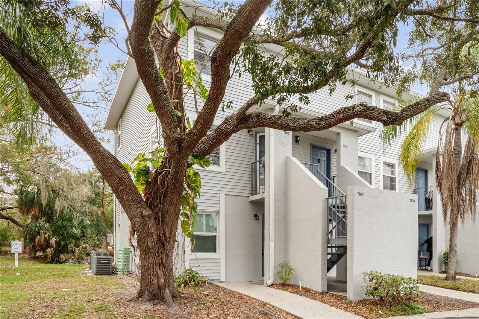 7100 Waterside Dr — photo