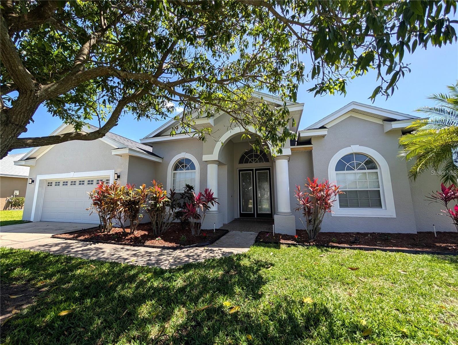 7335 Bent Grass Dr — photo