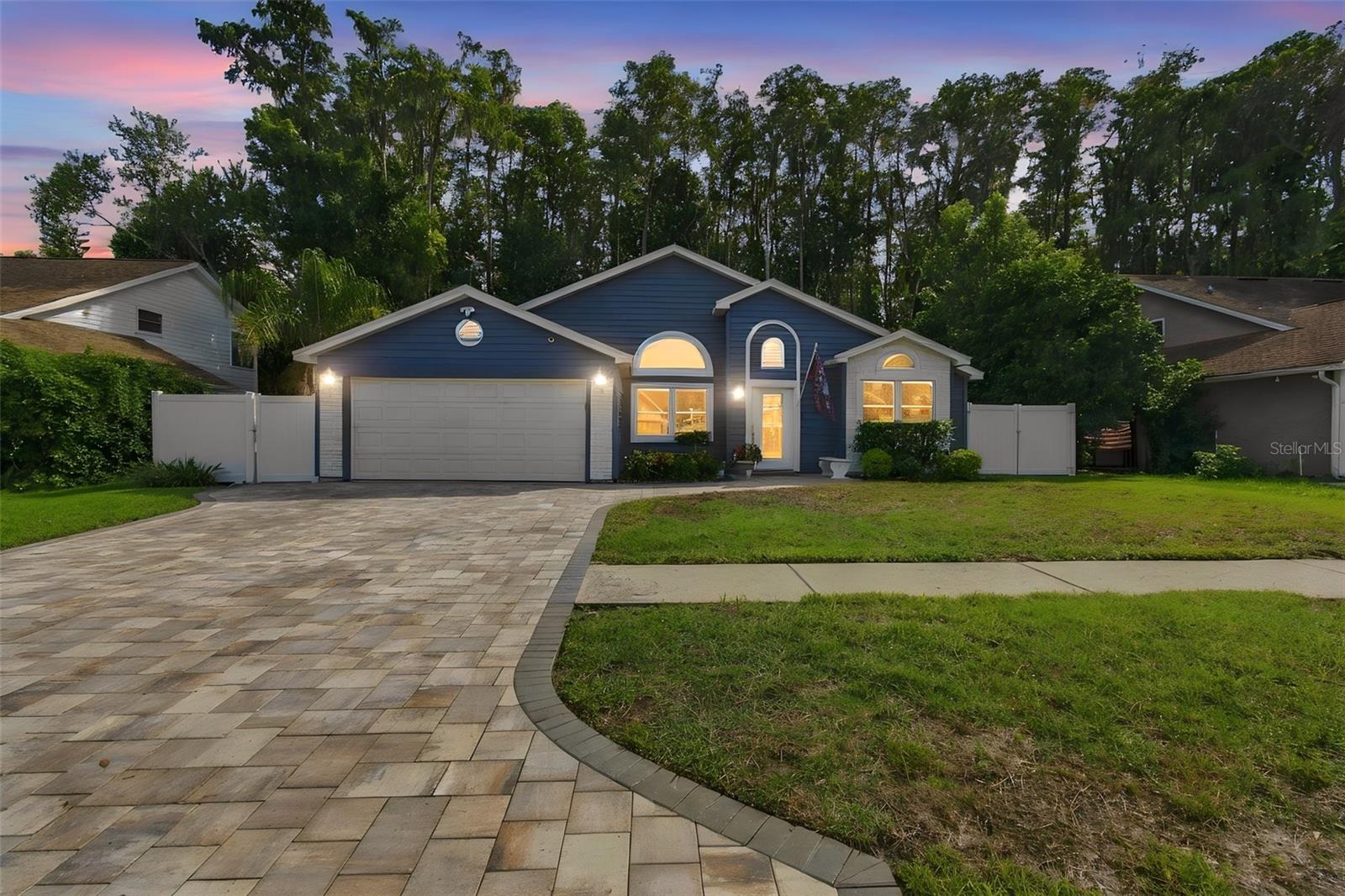 7208 Hideaway Trl — photo