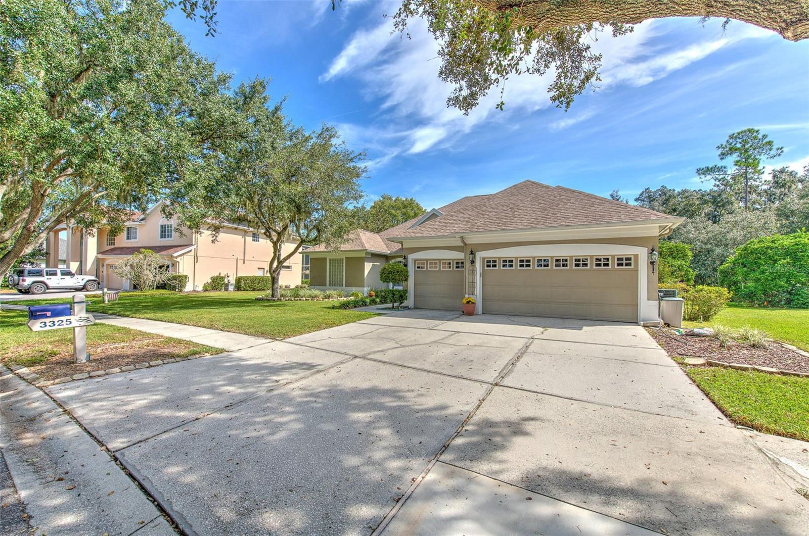 3325 Cypress Landing Dr — photo