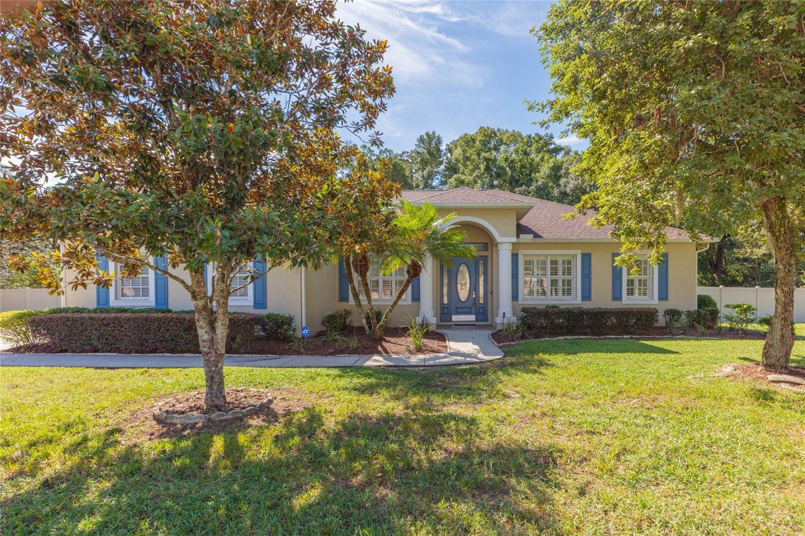 11730 Lakeview Dr — photo