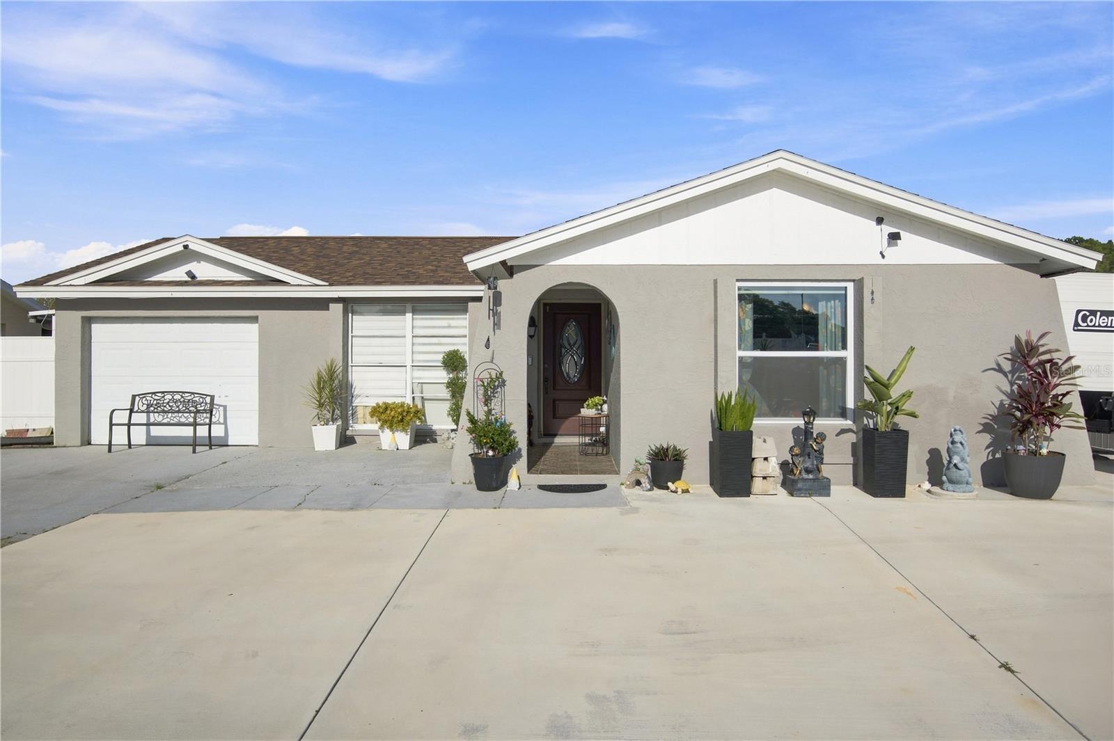 9610 Shalimar Ct — photo