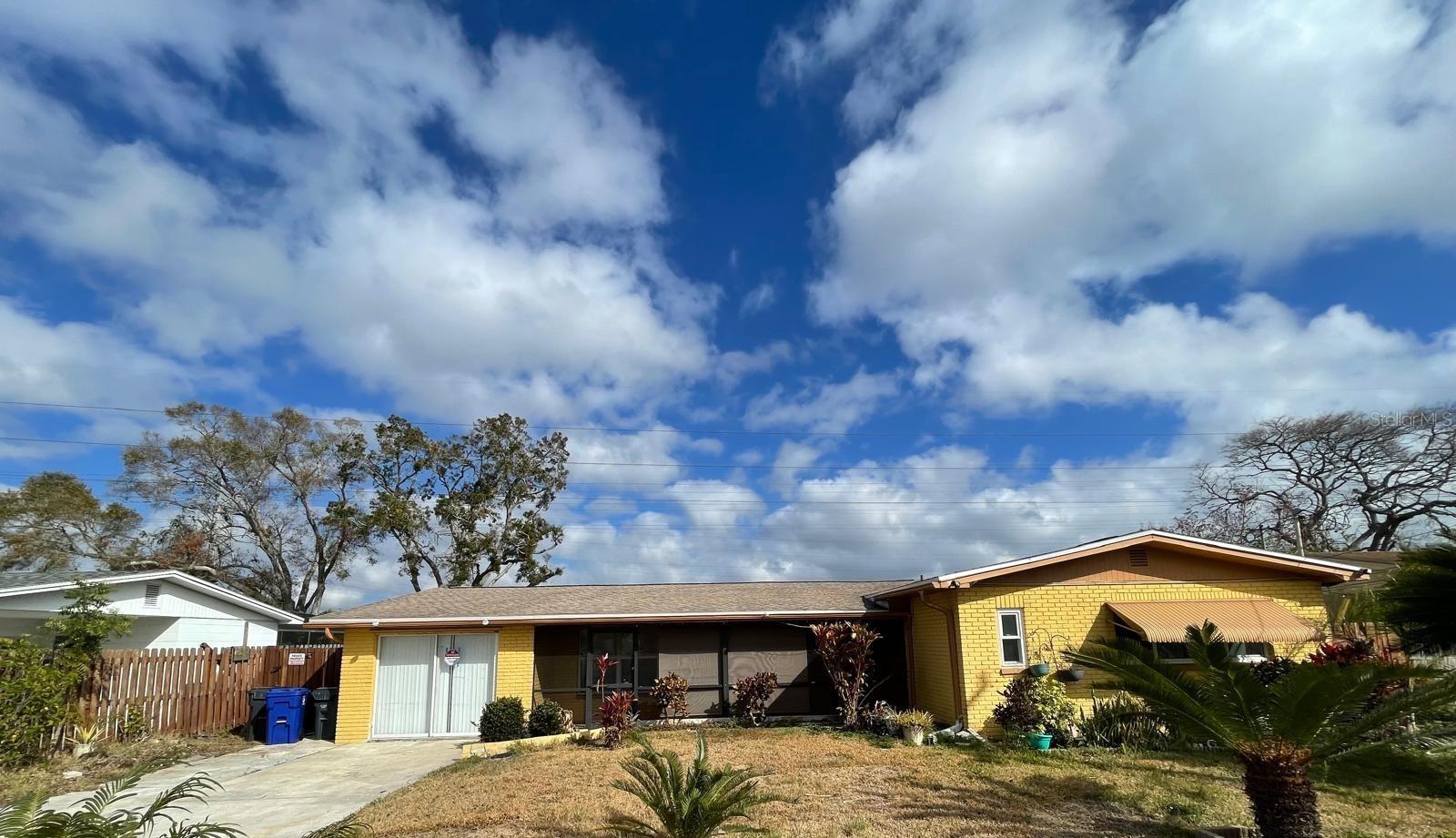 309 Country Club Dr — photo