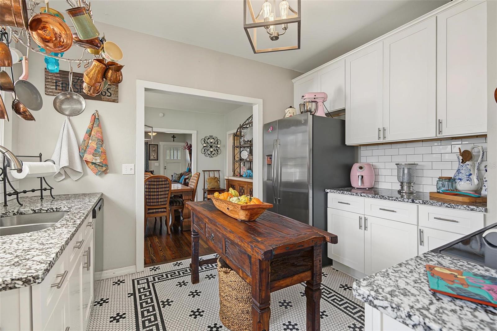 809 E Flora Street, Tampa, FL 33604 — photo 3