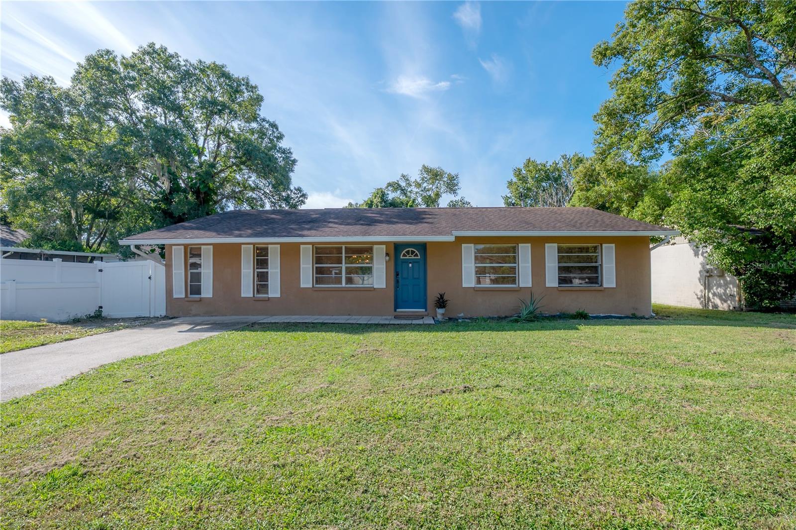 21610 Lagoon Dr — photo