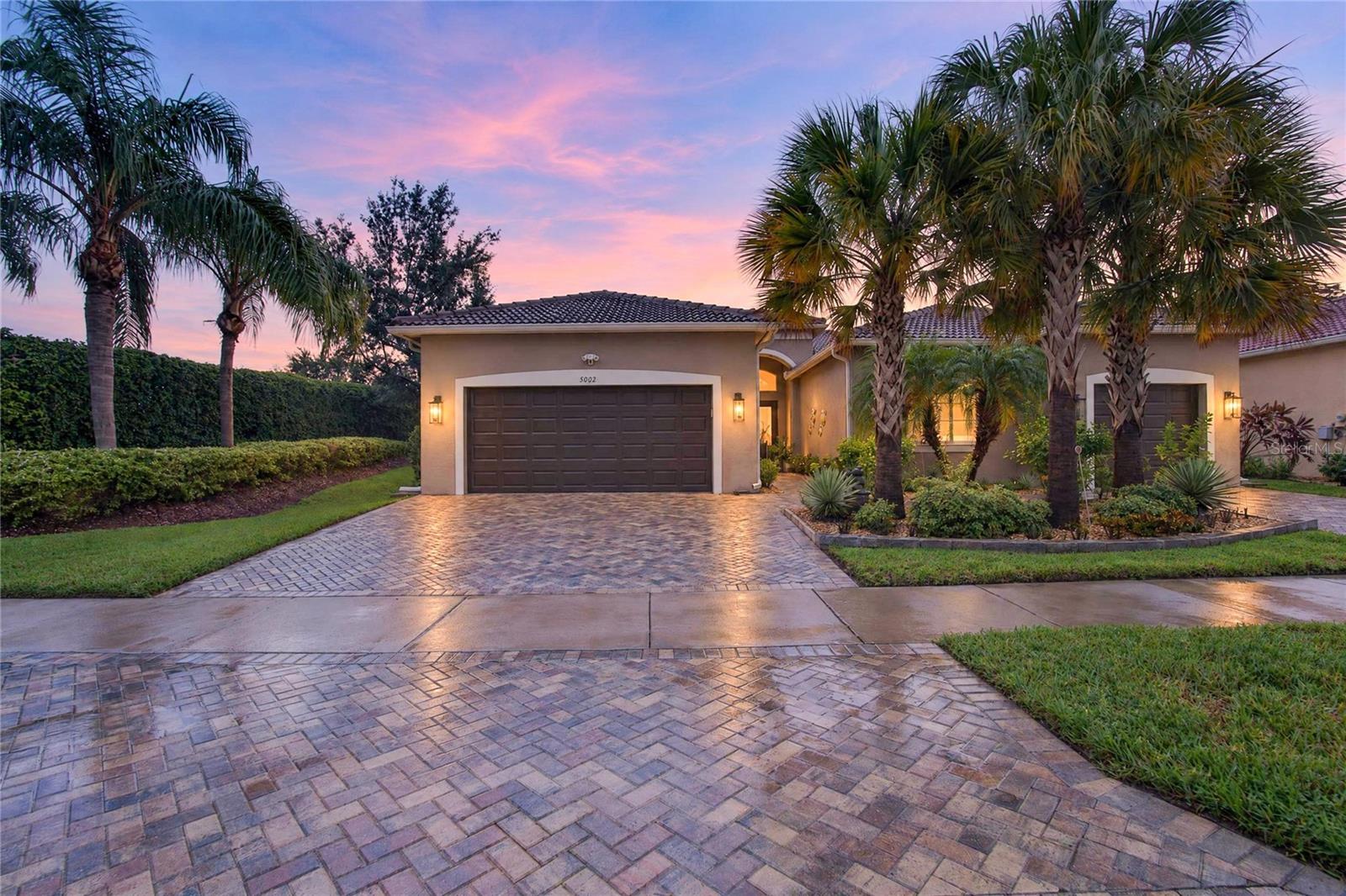 5002 Emerald Isle Dr — photo