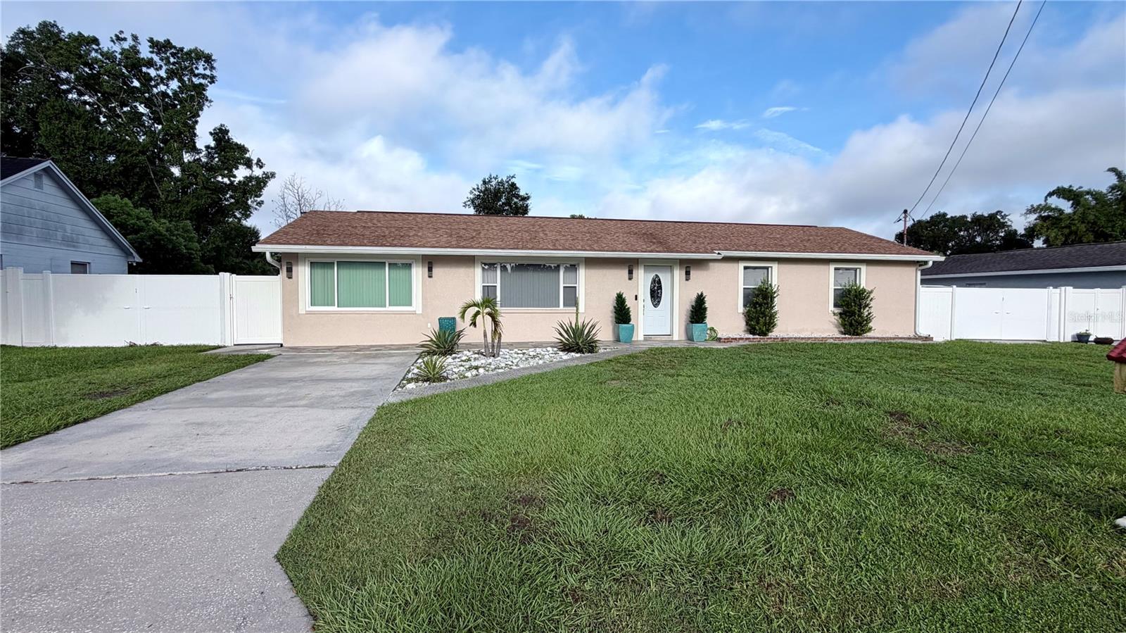 7518 Blossom Ave — photo