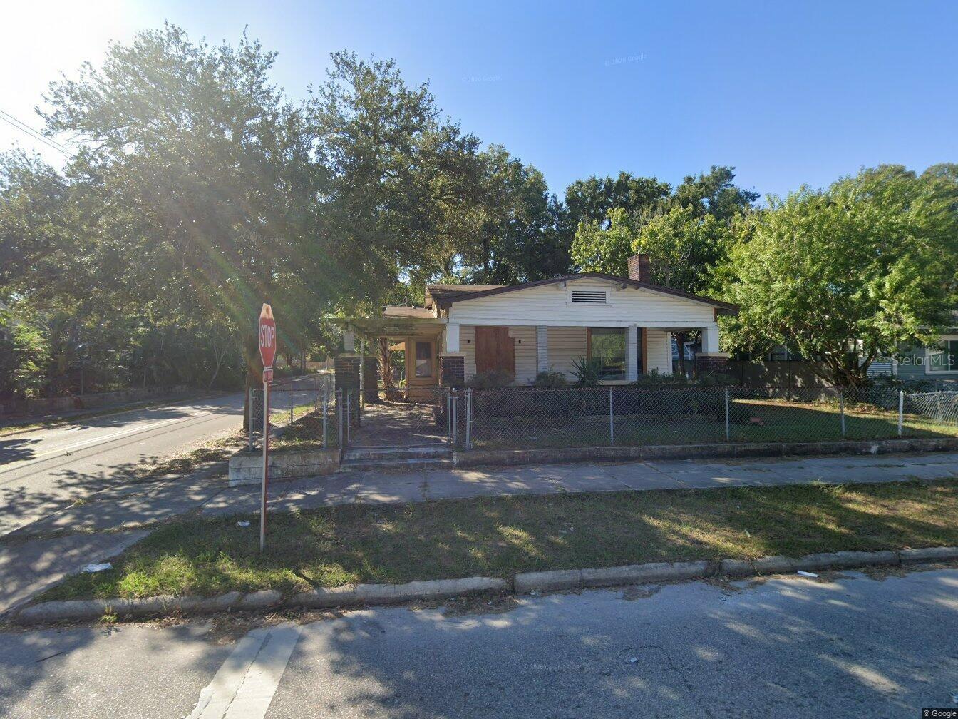 919 E 24th Ave — photo