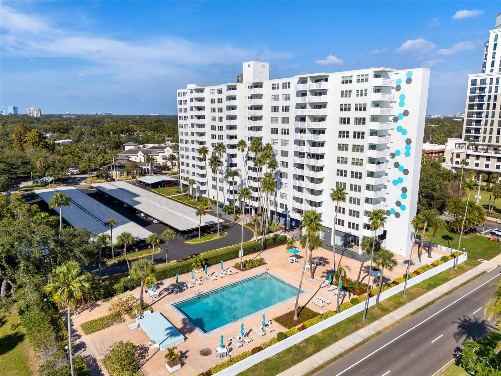 2401 Bayshore Blvd #203 — photo