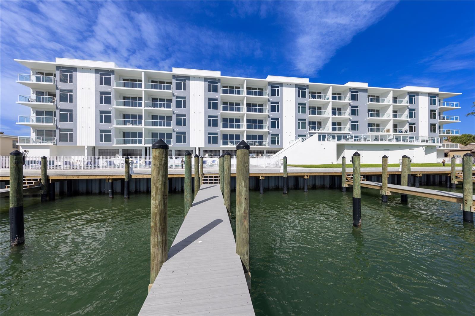 415 Island Way #205 — photo