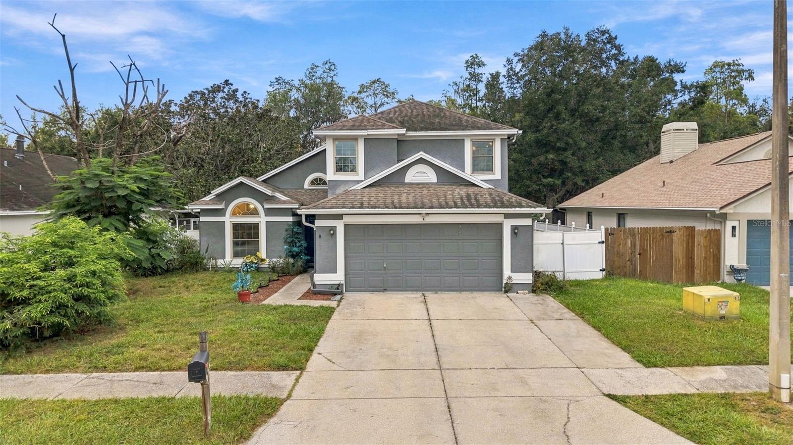1621 Spinning Wheel Dr — photo