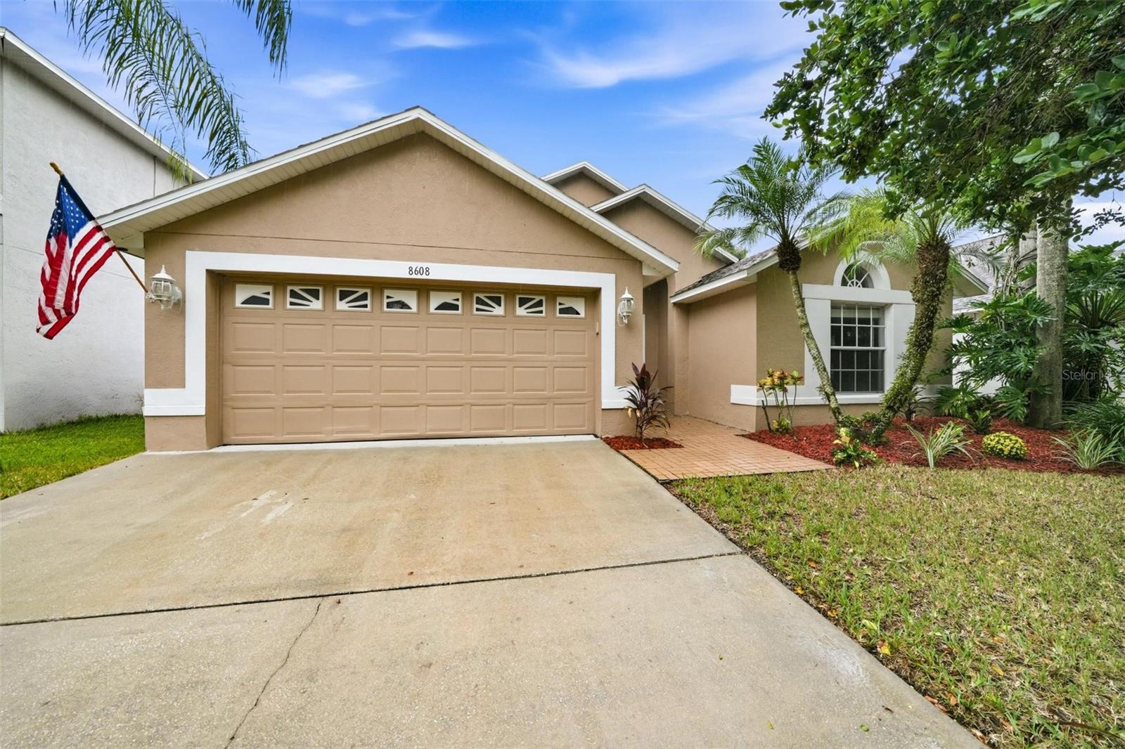 8608 Buttonbush Ct — photo