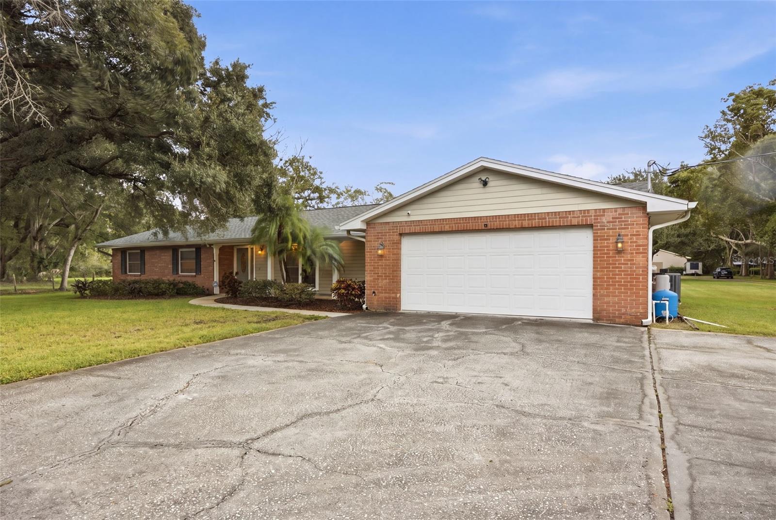 17501 Lakeshore Road, Lutz, FL 33558 — photo 3
