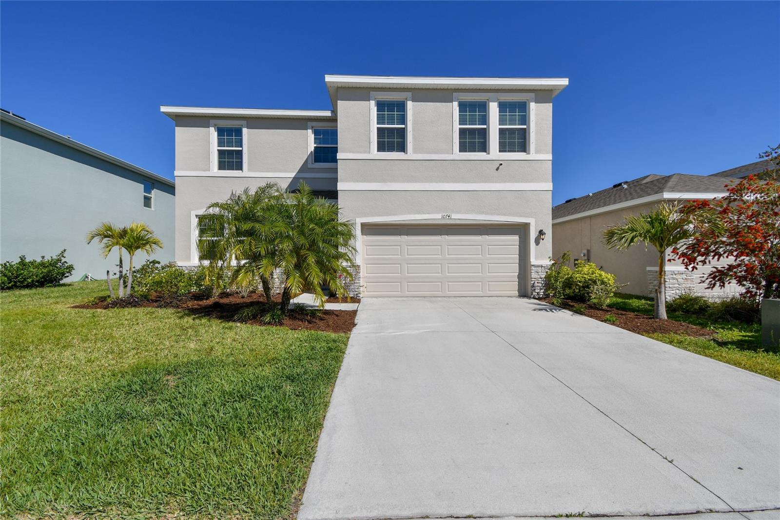 10741 Charlotte Dr — photo