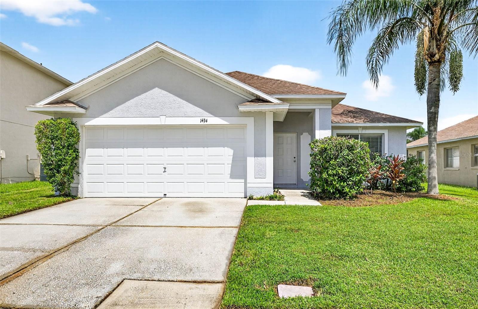 1434 Ocean Reef Rd — photo