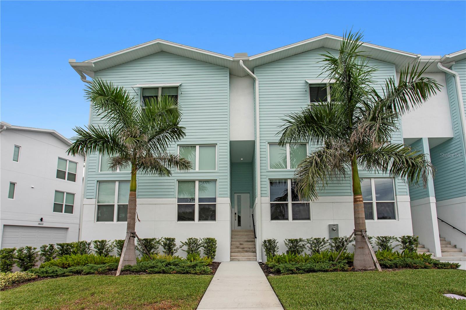 3870 Pompano Dr SE — photo