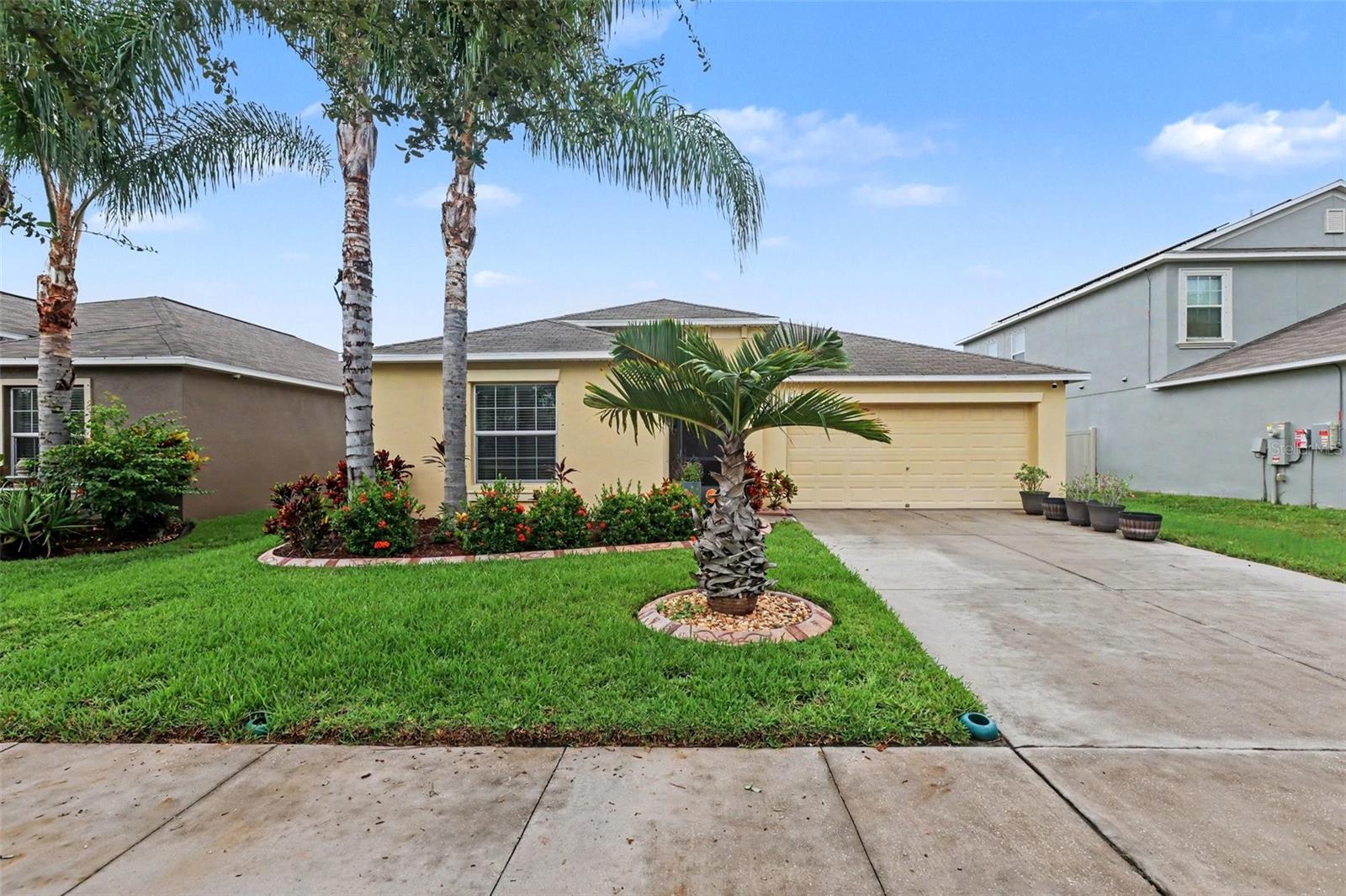 223 Cascade Bend Dr — photo