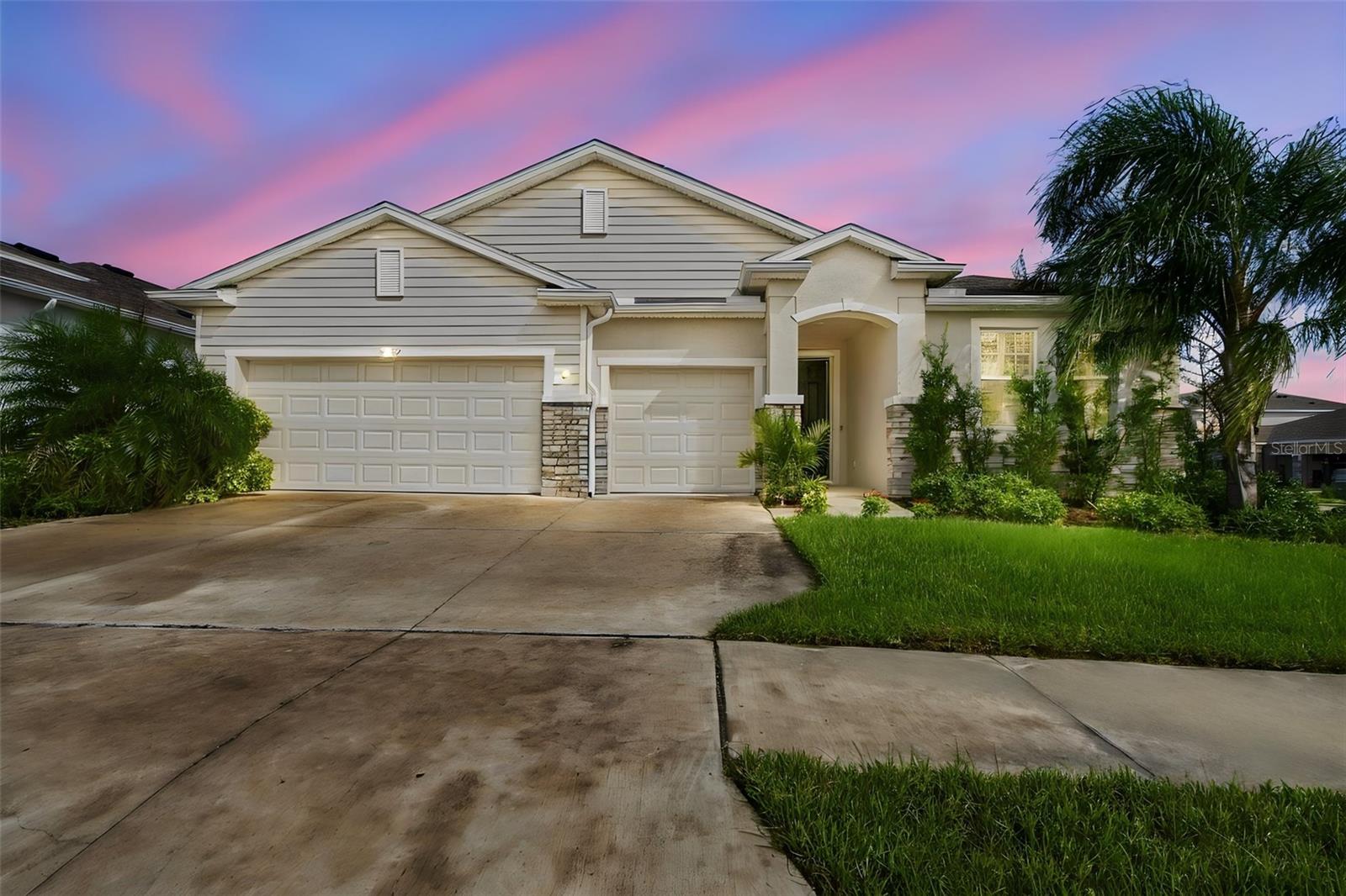 32337 Conchshell Sail St — photo